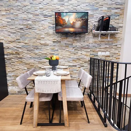 Et Chaleureux 17eme Apartment Paris