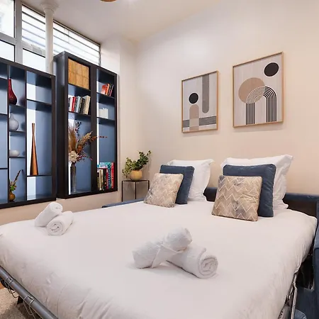 Et Chaleureux 17eme Apartment