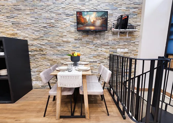 Et Chaleureux 17eme Apartment Paris